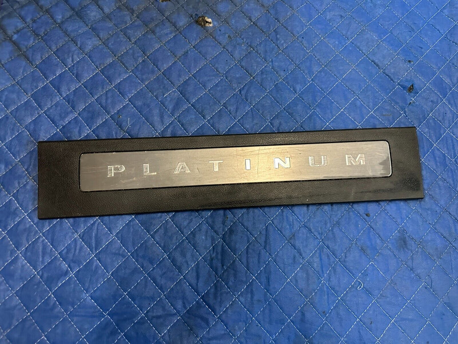 2017-2019 FORD F250 F350 PLATINUM FRONT LEFT KICKPLATE KICK PLATE TRIM OEM~READ~