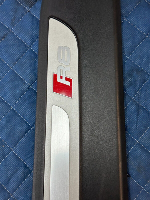 2014 AUDI R8 FRONT DRIVER LEFT KICK SCUFF SILL PLATE OEM