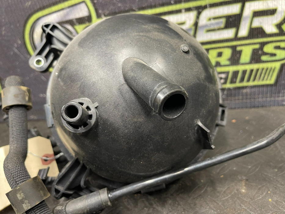 2017 AUDI R8 COOLANT RESEVIOR OEM 2018