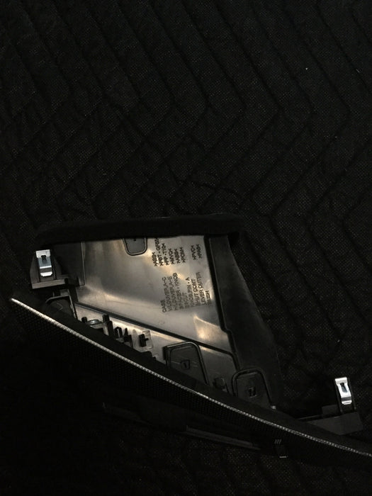 2014-2018 INFINITI Q50 OEM RH DASH AC VENT