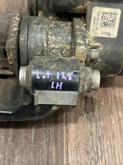 2017 AUDI R8 LEFT EMERGENCY PARKING BRAKE CALIPER OEM *CRACK 9-10*