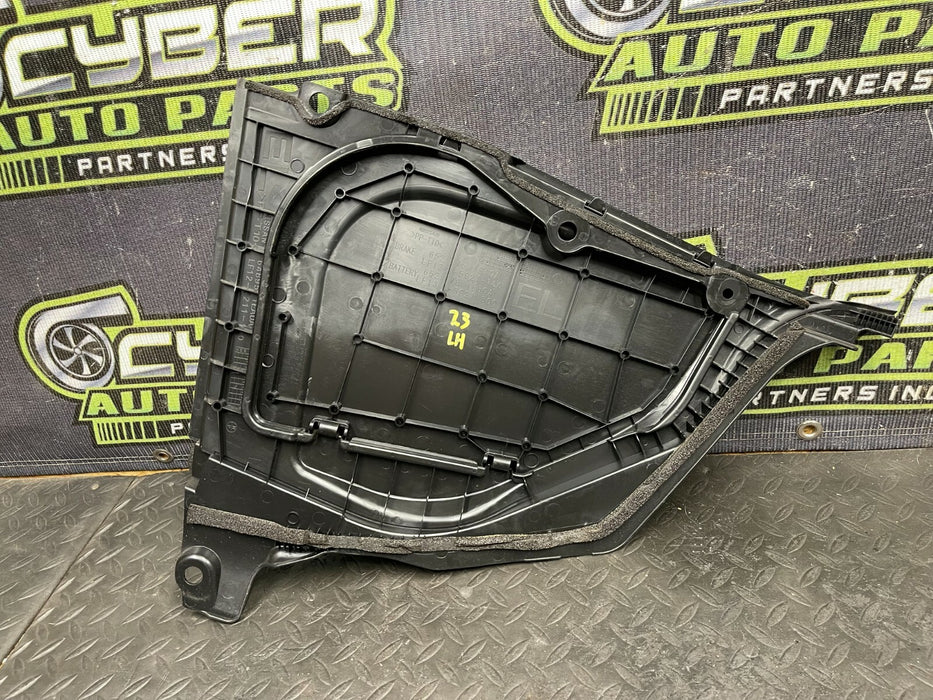 2017 NISSAN 370Z NISMO BRAKE FLUID COVER W/ TRIM OEM 2009-2020
