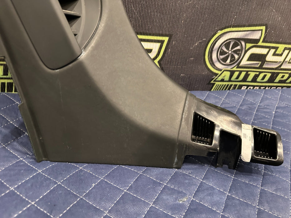 2018 AUDI R8 SPYDER LEFT PILLAR TRIM COVER PANEL W/ SIDE VENTS 4S7 867 035 E 25D