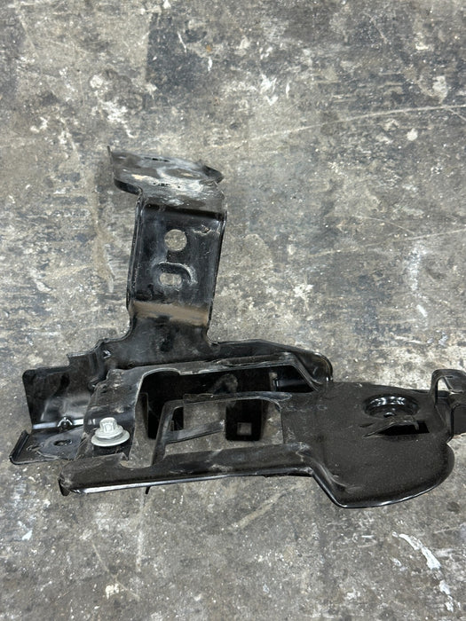 2024 FORD F250 F350 LEFT REINFORCEMENT BRACKET OEM HC3B 16K196