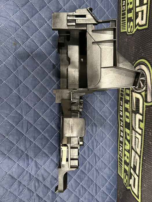 2014 AUDI R8 SPYDER MODULE MOUNTING BRACKET 420 971 845 AK