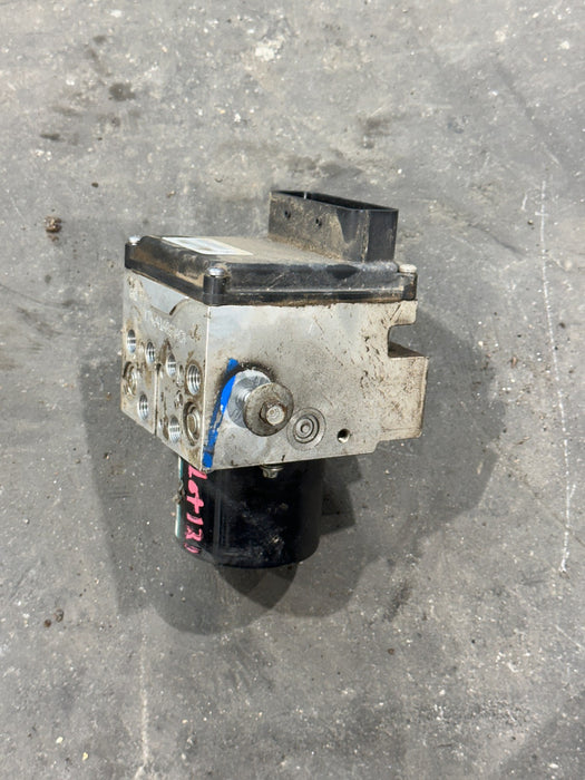 2015 DODGE RAM 2500 ABS ANTI LOCK BRAKE PUMP OEM 68243623AB