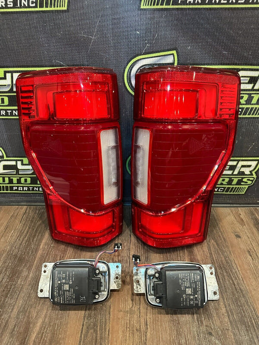 2020 2021 2022 FORD F250 F350 F450 LED TAIL LIGHT PAIR LEFT RIGHT W/ BLIND SPOT