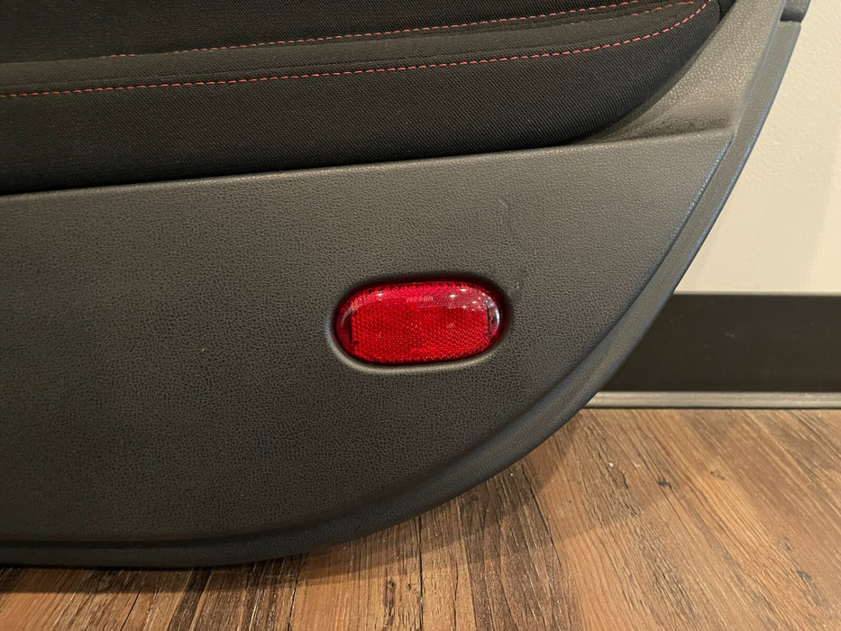 2014 NISSAN 370Z NISMO FRONT PASSENGER RIGHT DOOR PANEL OEM *SMALL TEAR *