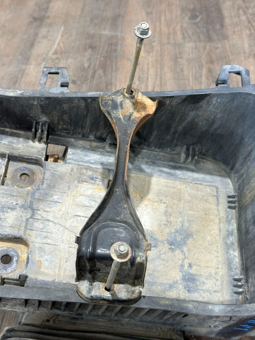 2017-2019 FORD F250 F350 F450 RIGHT BATTERY TRAY W DUCT OEM