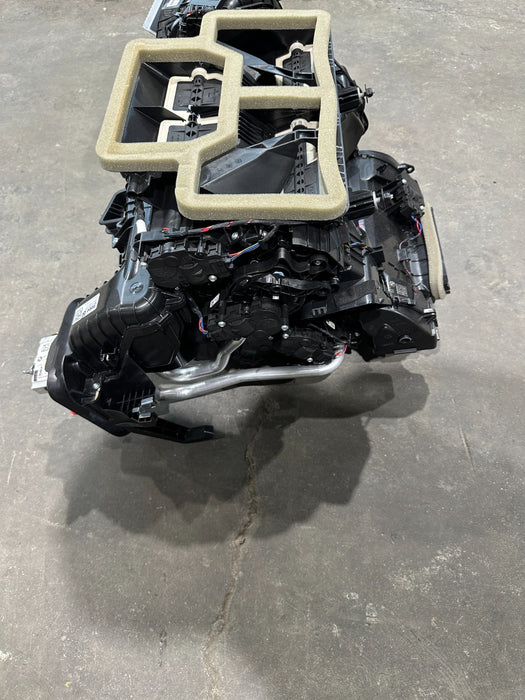 2024 BMW M3 M4 G80 G82 HVAC HEATER BLOWER BOX ASSEMBLY OEM 7949741