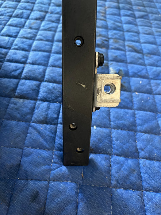 2012 AUDI R8 FRONT DRIVER LEFT FENDER RADIATOR SUPPORT STRUCTURE 420805371