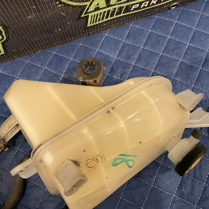 2014 TOYOTA PRIUS V ENGINE RADIATOR COOLANT TANK RESERVOIR 16480-28080 OEM