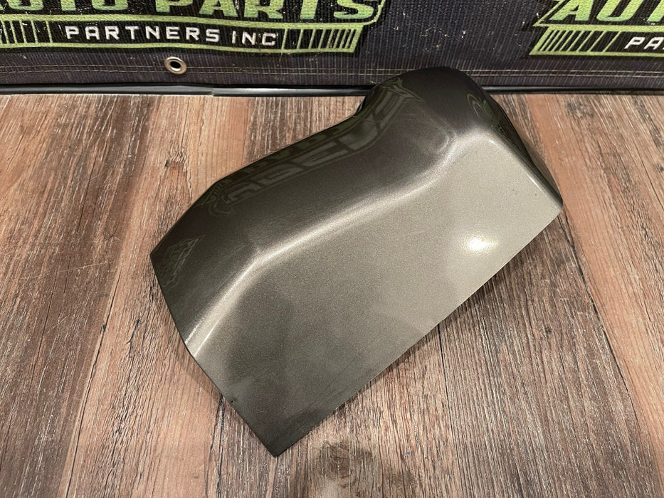 2017-19 FORD F250 F350 F450 REAR RIGHT CAB CORNER  STONE GREY OEM *SCUFFS/READ*