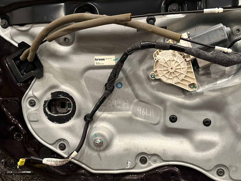 2010 NISSAN 370Z DRIVER LEFT DOOR SHELL BLACK CHEERY (NAG) OEM *READ DESC/FLAWS*