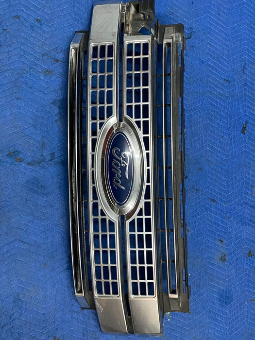 2017 2018 2019 FORD F250 F350 F450 PLATINUM CHROME GRILLE OEM ~DAMAGE~