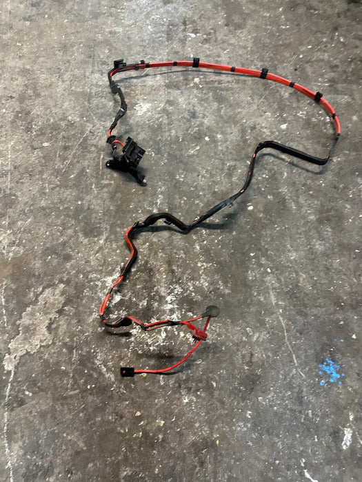 2020 BMW M4 F82 POSITIVE BATTERY CABLE W/TERMINAL JUNCTION BOX 61 12 9 348 763