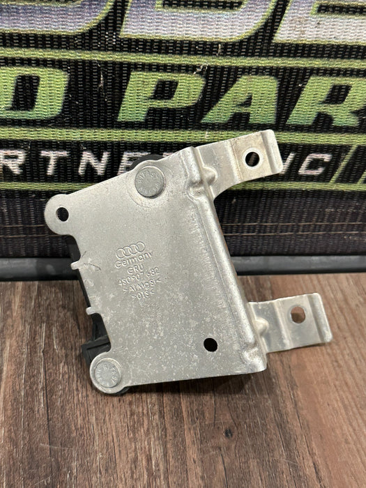 2021 AUDI R8 FRONT RIGHT TPMS TIRE PRESSURE MONITORING SENSOR OEM 7PP 907 283