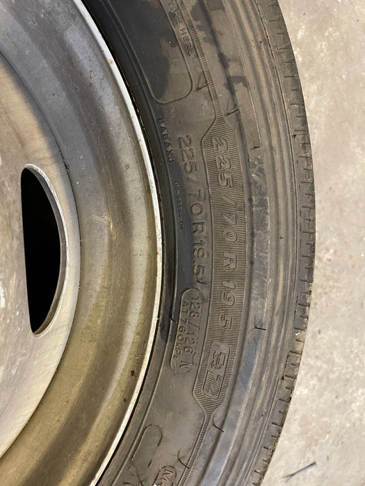 2019 FORD F450 DUALLY MICHELIN REAR INNER TIRE WHEEL RIM 225/70R19.5