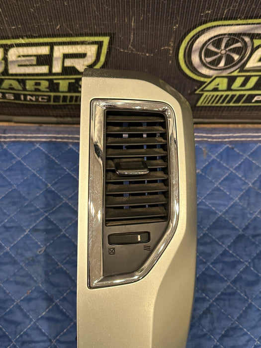 2017 NISSAN TITAN XD DASH DASHBAORD RIGHT AIR VENT OEM *WEAR 4*