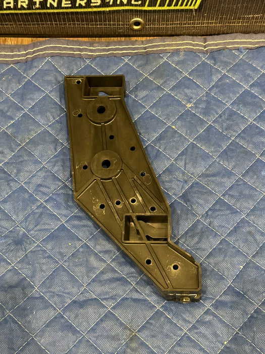 2013 NISSAN 370Z RIGHT HEADLIGHT SUPPORT BRACKET OEM