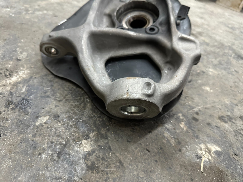 2021 AUDI R8 FRONT PASSENGER RIGHT SUSPENION KNUCKLE OEM