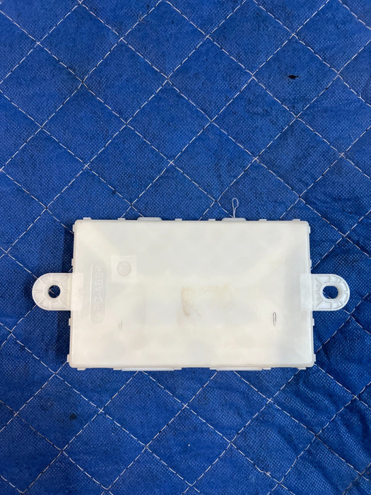 2015 MERCEDES-BENZ C63S AMG OEM KEYLESS MULTIFUNCTION CONTROL MODULE 2229007111