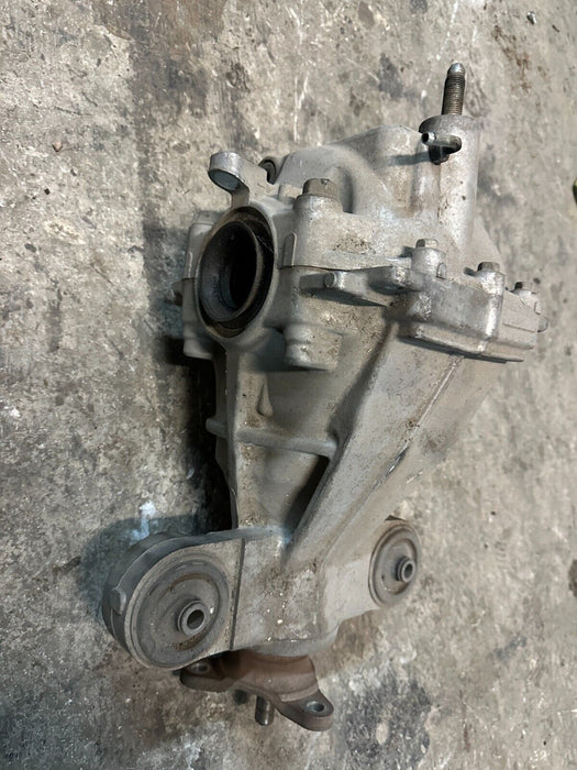 2016 INFINITI Q50 REAR AXEL DIFFERENTIAL OEM