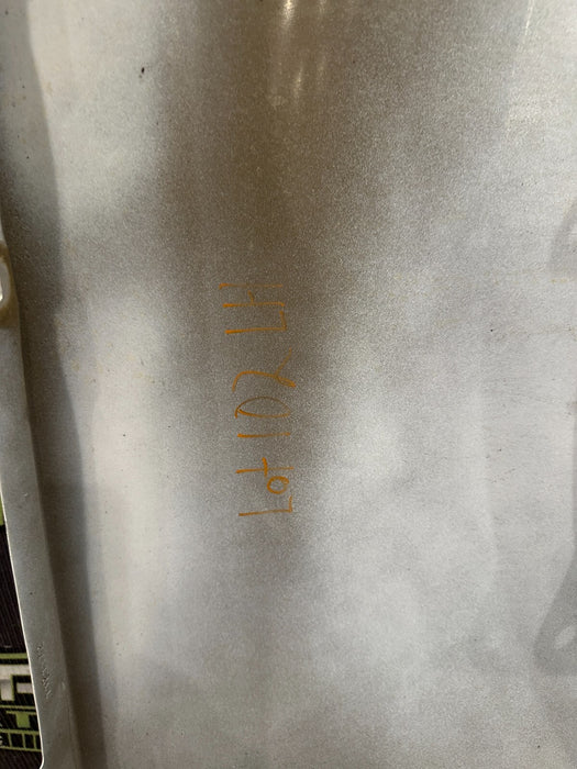 2017 2019 FORD F250 F350 FRONT LEFT FENDER OEM METALLIC WHITE (UG) *READ*