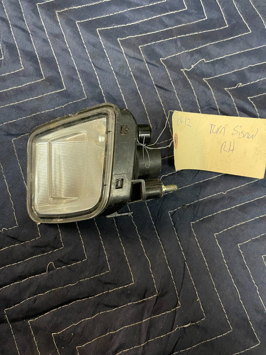 2016 SUBARU STI WRX FRONT BUMPER TURN SIGNAL LIGHT RH PASSENGER SIDE OEM