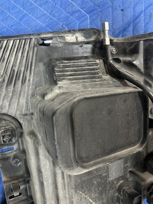 2017-2019 FORD F350 F450 PASSENGER LED HEADLIGHT OEM (READ) BROKEN TABS/SCUFFS