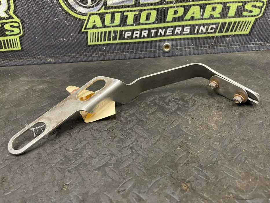 2017 MERCEDES C63S AMG COUPE C205 EXHAUST BRACKET OEM