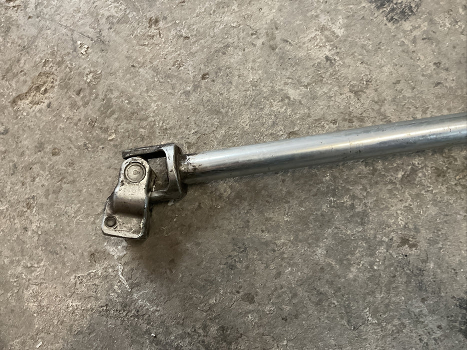 2016-2019 NISSAN TITAN XD STEERING COLUMN SHAFT/LOWER JOINT ASSEMBLY OEM