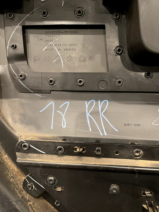 2017 DODGE RAM 2500 CREW CAB REAR PASSENGER RIGHT DOOR PANEL OEM SCRATCHES/SCUFF