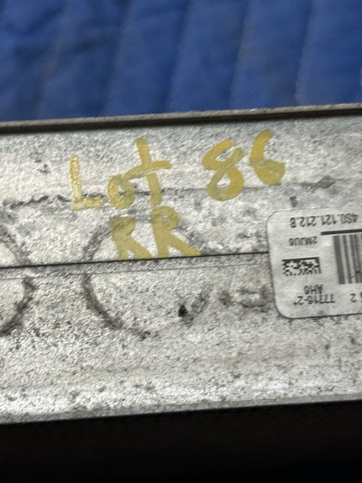 2017 AUDI R8 5.2L V10 REAR RIGHT RADIATOR 4S0 121 212 B 4S0121212B ~DAMAGE~