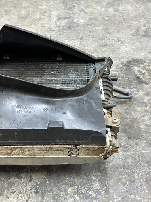 2014 AUDI R8 FRONT DRIVER LEFT RADIATOR 420 121 252 420121252 ASSEMBLY