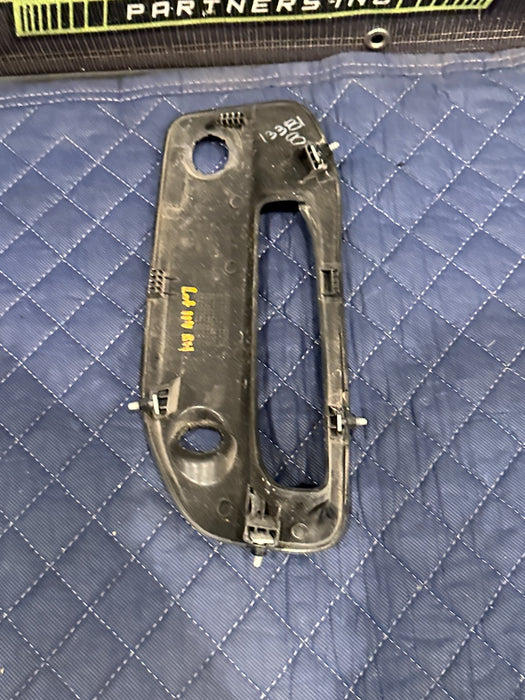 2024 DODGE RAM 3500 LARAMIE FRONT RIGHT FOG LIGHT LAMP BEZEL OEM 68384312AA