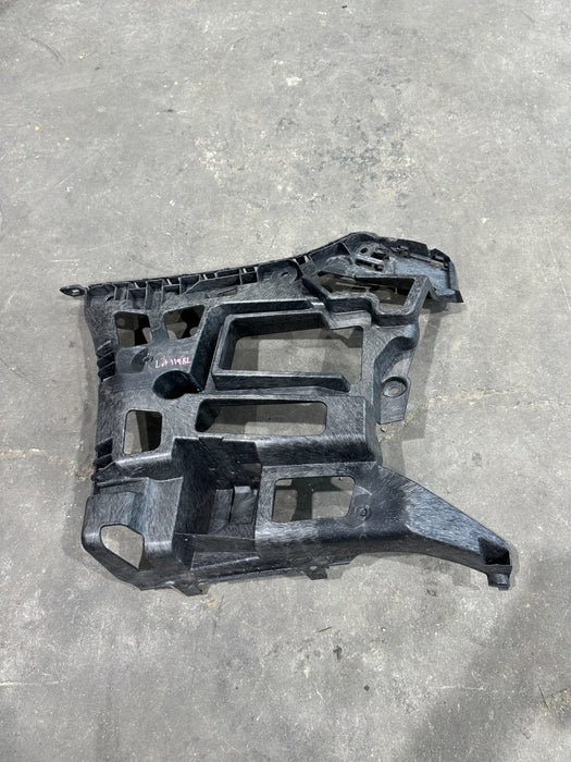 2024 BMW M3 M4 G80 G82 REAR LEFT BUMPER CORNER BRACKET OEM 8069445