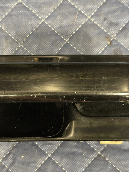 2017-2019 FORD F250 F350 F450 REAR RIGHT DOOR HANDLE OEM BLACK PEARL G1 *FLAW*