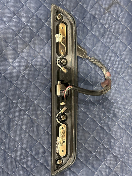 2017-2019 FORD F250 F350 REAR CAB THIRD BRAKE LIGHT W/ CAMERA & PIGTAIL OEM