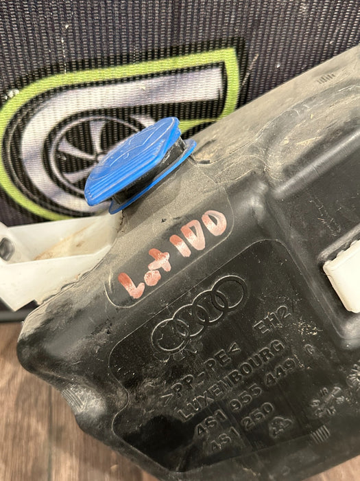 2017-18 AUDI R8 WINDSHIELD WASHER RESERVOIR TANK OEM 4S1 955 449