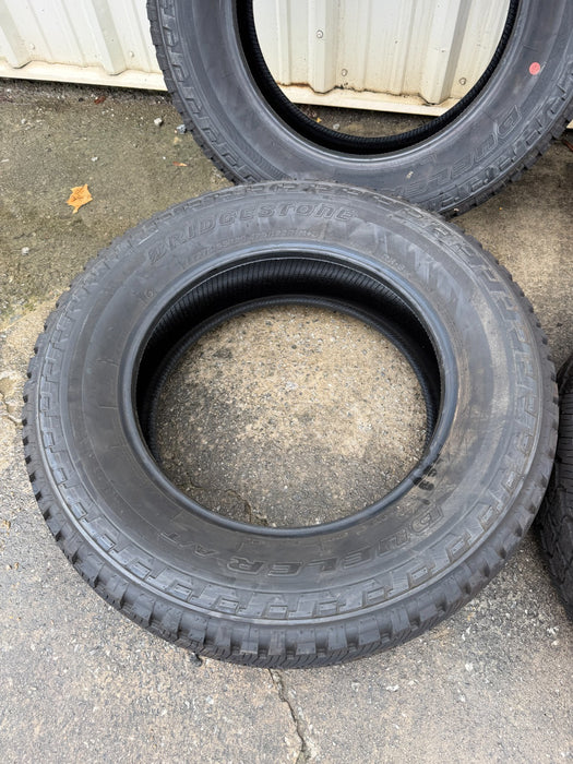 Ford F250 New Take Off tires  LT275/65R20 BRIDGESTONE DUELER A/T