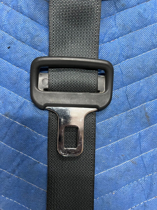 2016 2017 2018 2019 NISSAN TITAN XD RESERVE OEM REAR RIGHT SEAT BELT