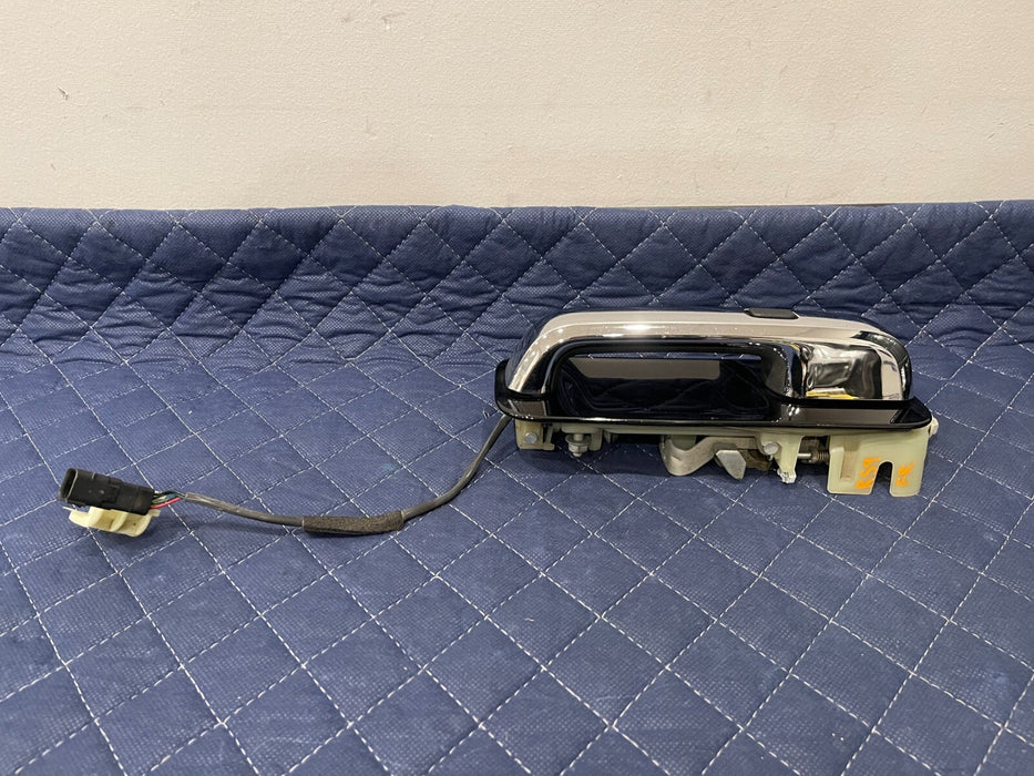 2017-2019 FORD F250 F350 F450 FRONT PASSENGER RIGHT BLACK/CHROME DOOR HANDLE *G1