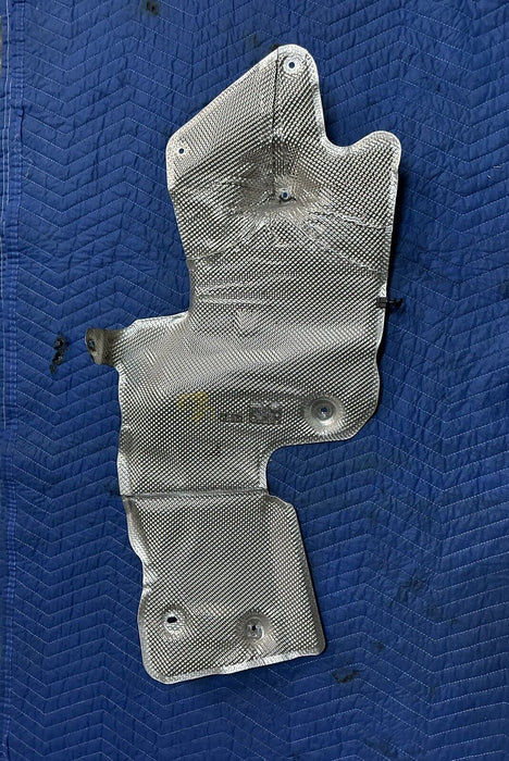 2017 2018 AUDI R8 RIGHT FUEL TANK PLATE HEAT SHIELD 4S0 825 731 B 4S0825731B