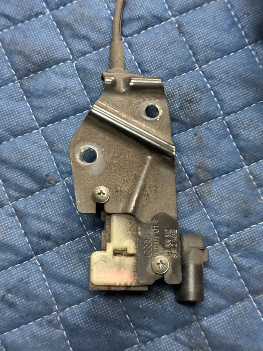 2014 AUDI R8 FUEL CAP DOOR LID ASSEMBLY OEM 420 809 900 *READ DESC/SCUFFS*