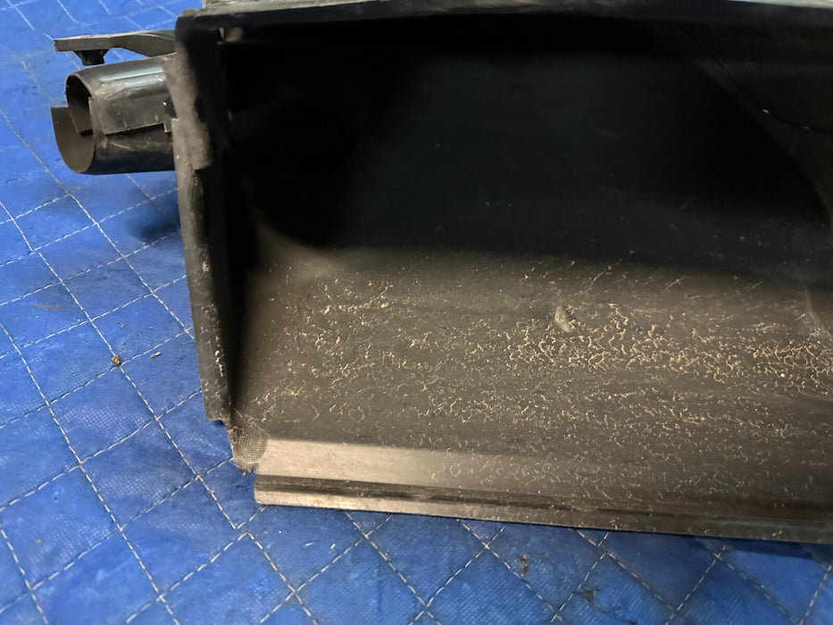 2018 AUDI R8 QUATTRO OEM REAR RIGHT AIR INTAKE DUCT GUIDE 4S7121334 ~DAMAGE~