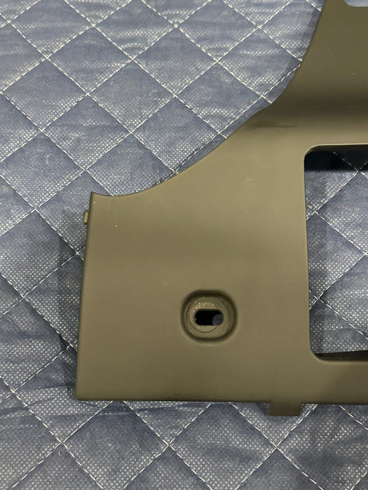 2014 AUDI R8 RIGHT UNDER DASH KICK KNEE PANEL TRIM 423 858 434 A