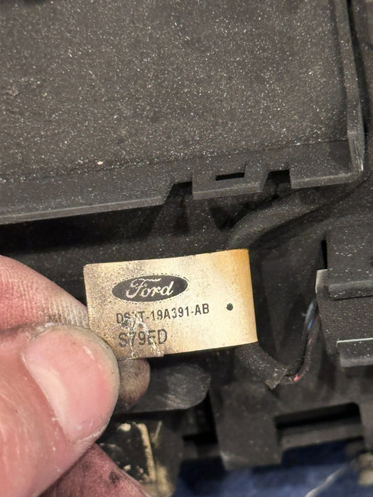 2017-2019 FORD F250 F350 F450 XLT OVERHEAD UPFITTER CONSOLE OEM *DAMAGE*