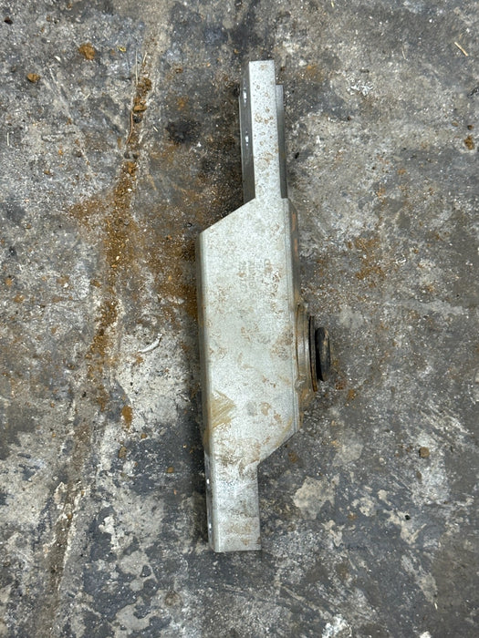 2014 AUDI R8 V10 FRONT RIGHT RADIATOR SUPPORT BRACKET OEM 420 806 592