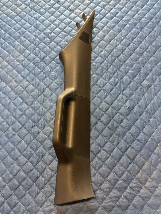 2019 2020 FORD F250 F350 F450 PLATINUM PASSENGER RIGHT A-PILLAR TRIM OEM